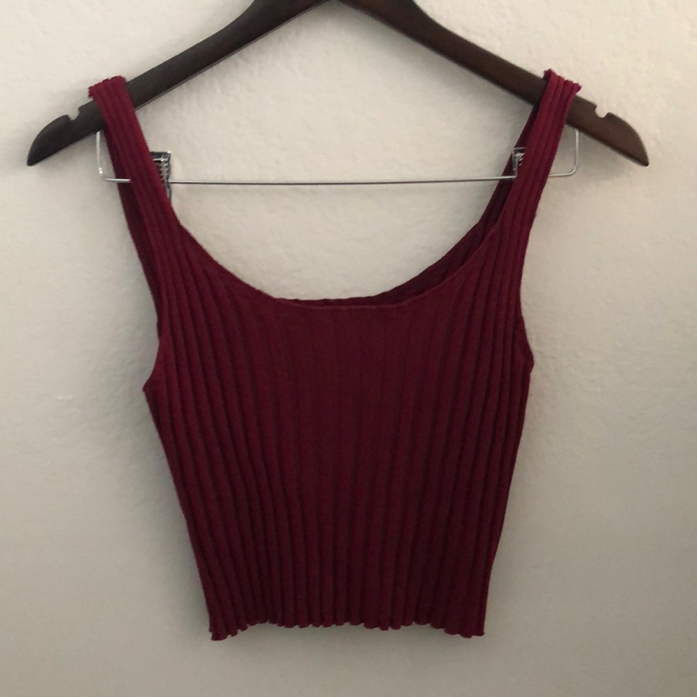 🌼Women’s burgundy red tank crop knit